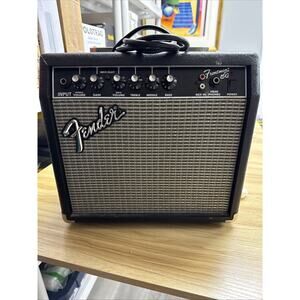 Fender Frontman 15G 15 watt Guitar Amp